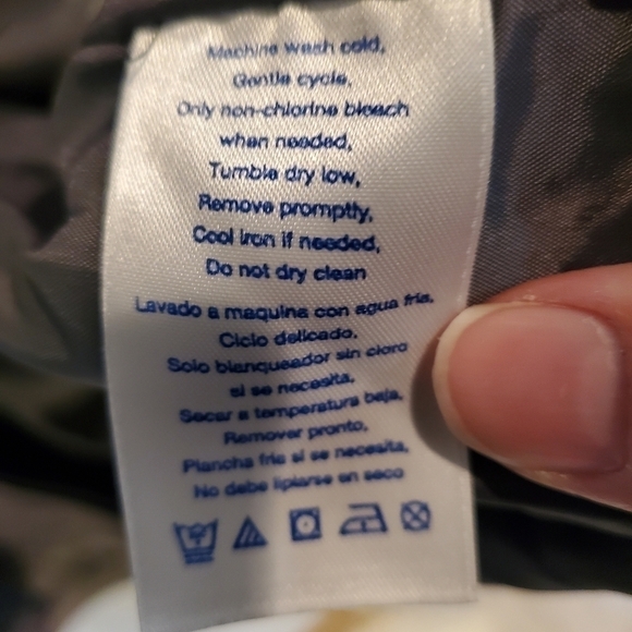 Reebok XXL Windbreaker Gray and Red - Picture 11 of 11